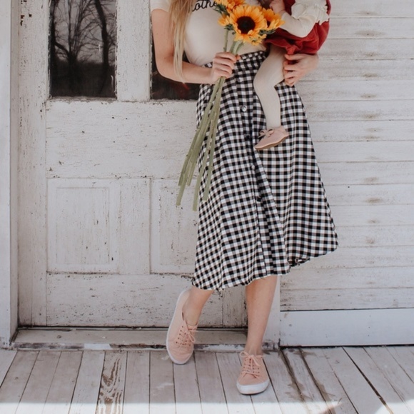 Modcloth Dresses & Skirts - ALYTHEA Gingham Midi Skirt Black Large